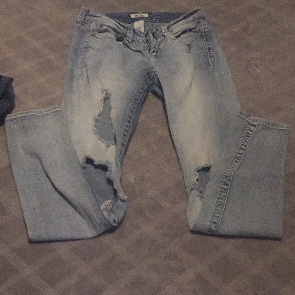Ripped Skinny Jeans